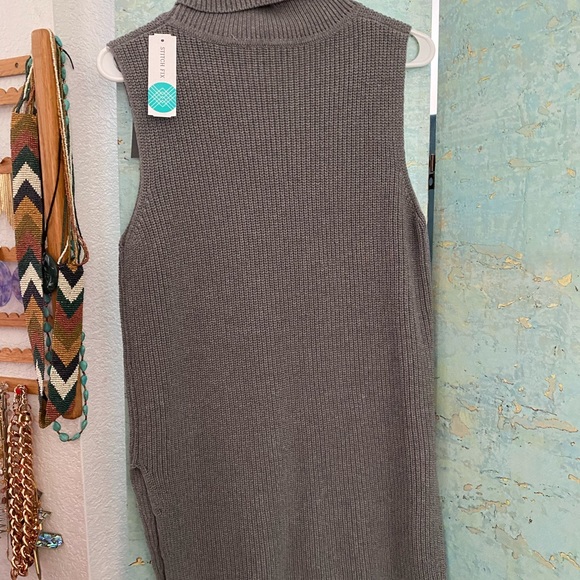 COPY - French Connection Abel Mozart Sleeveless Sweater Jumper - Picture 3 of 7